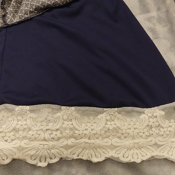 Navy Printed lined camisole - Picture 11 of 12